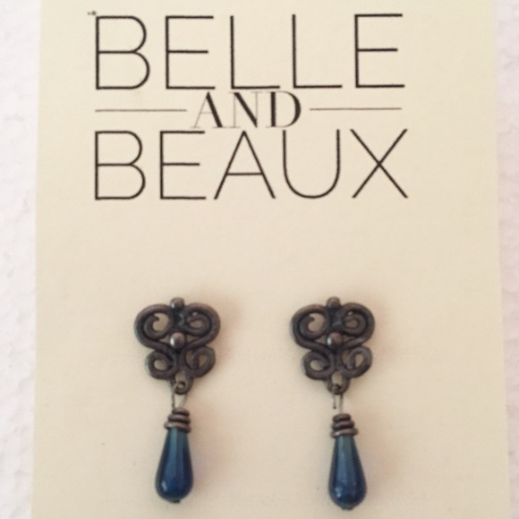 Jewelry - Blue bead rustic silvertone scroll earrings FINAL PRICE